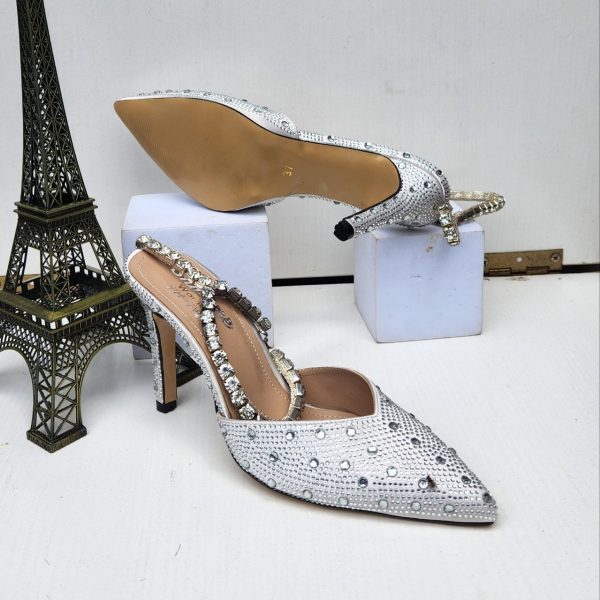 Stone Detailed Thin Heeled Shoe
