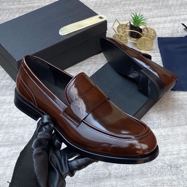 GLOSSY PREMIUM MALE LOAFER