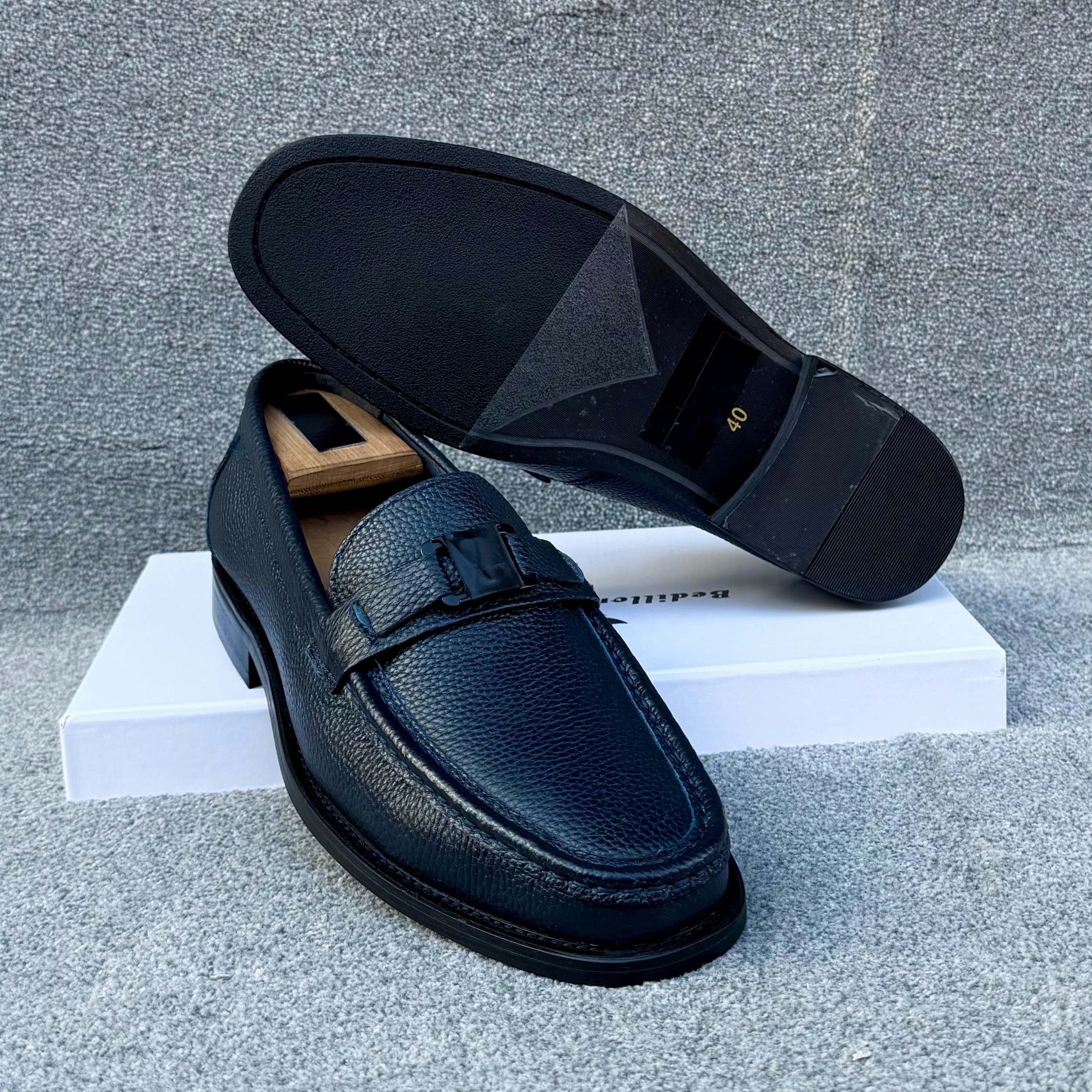 Classic Mens Slip-on Loafers - Image 7